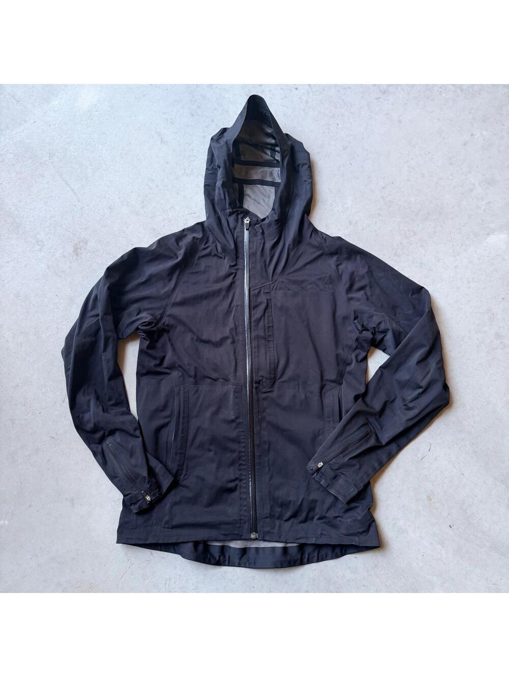Nau Mens Technical Hooded Shell Jacket Black Full Zip Forearm Pockets Size M